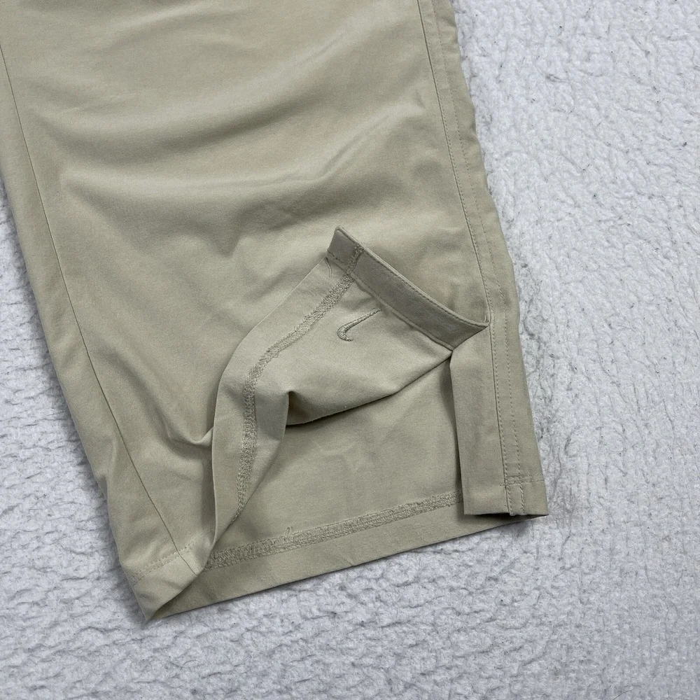 Nike Pants Womens‎ Medium (8-10) Khaki Crop Athleisure Minimalist Fitness Gym